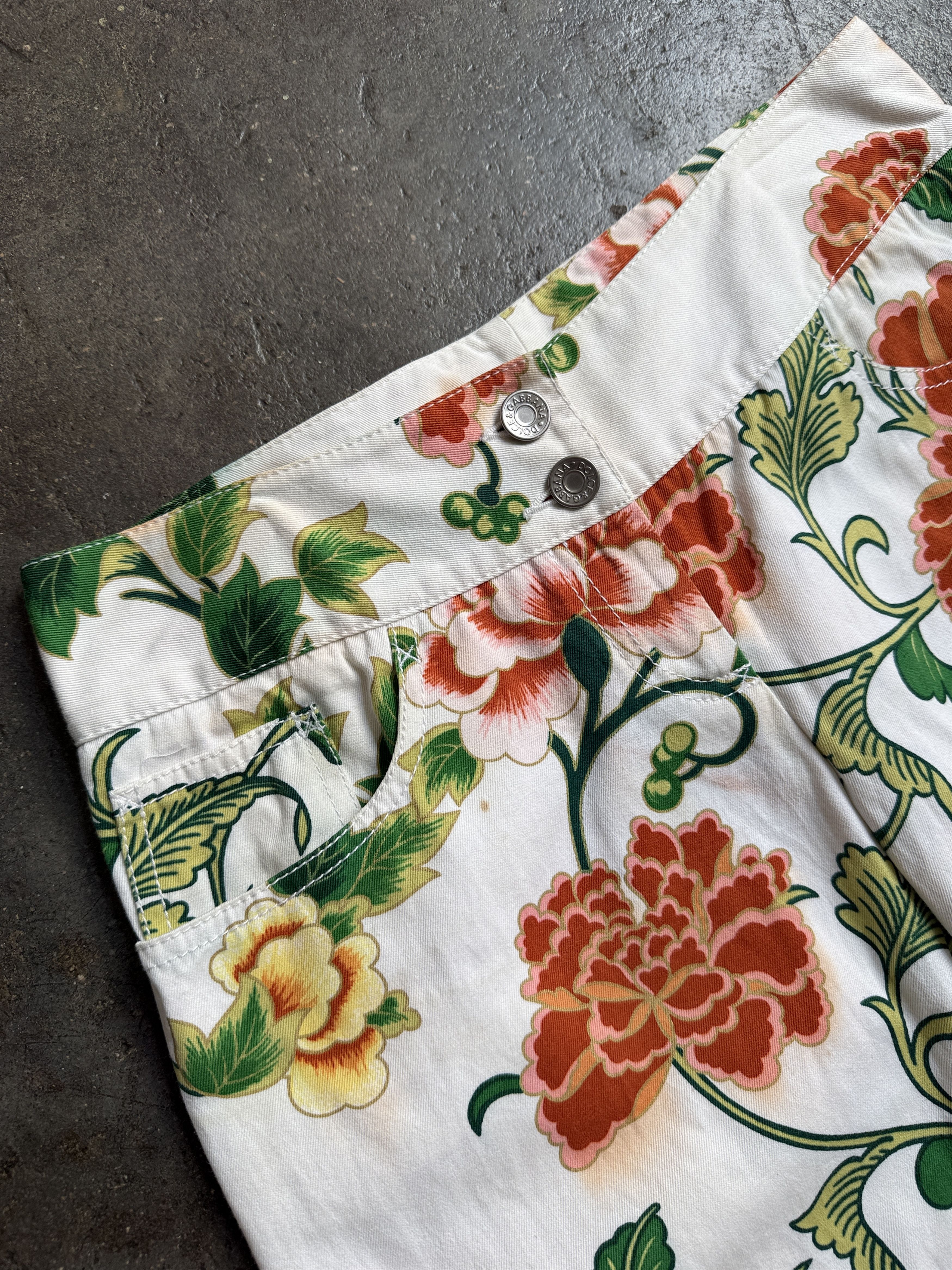 Dolce & Gabbana 1998 !! Dolce Gabbanna Capri Jeans w/ Gold DG on the Butt Size 27" / US 4 / IT 40 - 8 Thumbnail