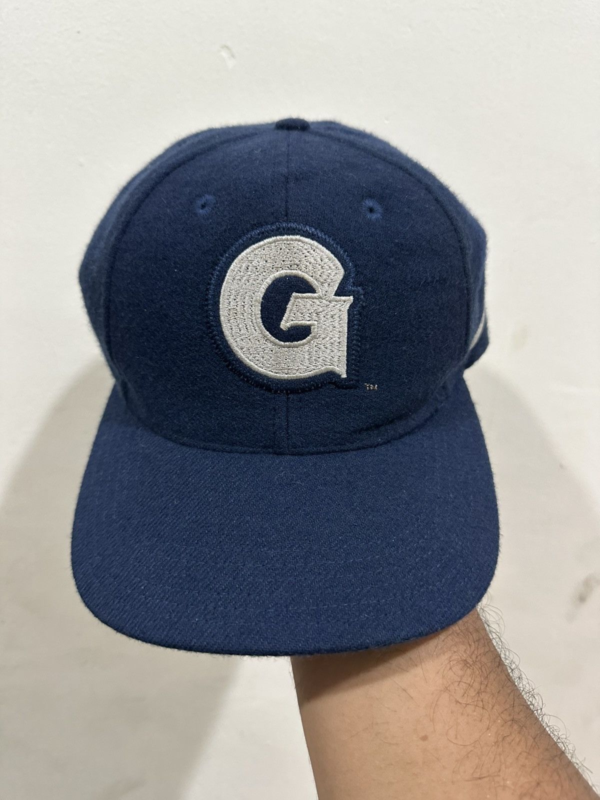 Nike VTG Georgetown Hoyas Swoosh Dad Hat Size ONE SIZE - 2 Thumbnail