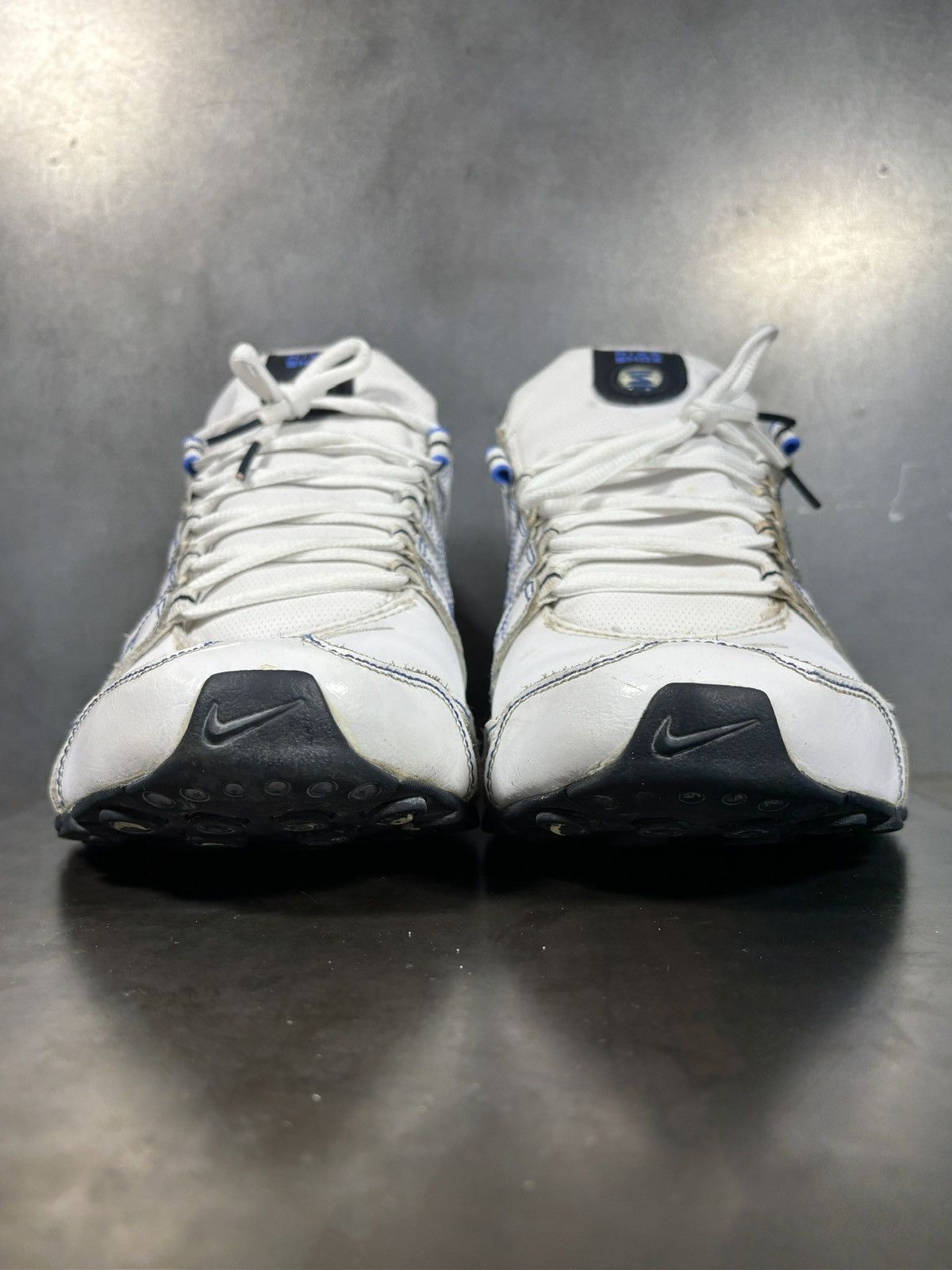 Nike 2008 Nike Shox NZ EU Patent Leather Vintage Y2K 325201-141 Size US 11 / EU 44 - 9 Thumbnail