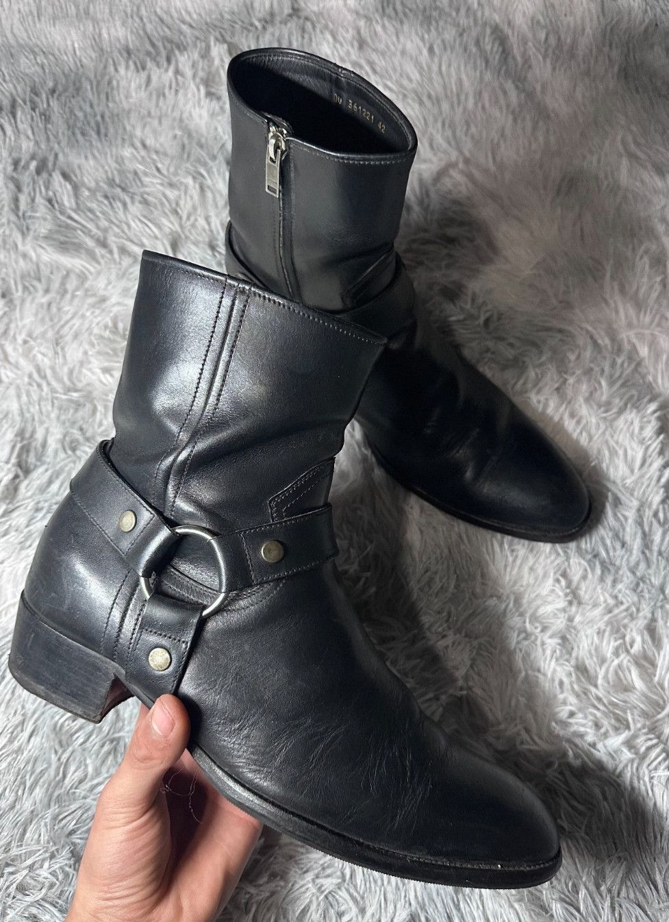 Saint Laurent Paris Saint Laurent Paris Sz 42 Saint Laurent Paris 13AW Metal B Size US 9 / EU 42 - 6 Thumbnail