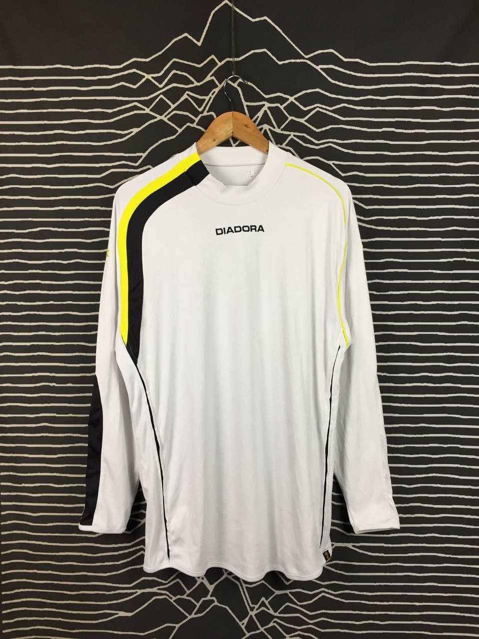 Diadora Vtg Diadora Retro Asymmetrical Color Block Athletic Jersey Size US XL / EU 56 / 4 - 2 Thumbnail