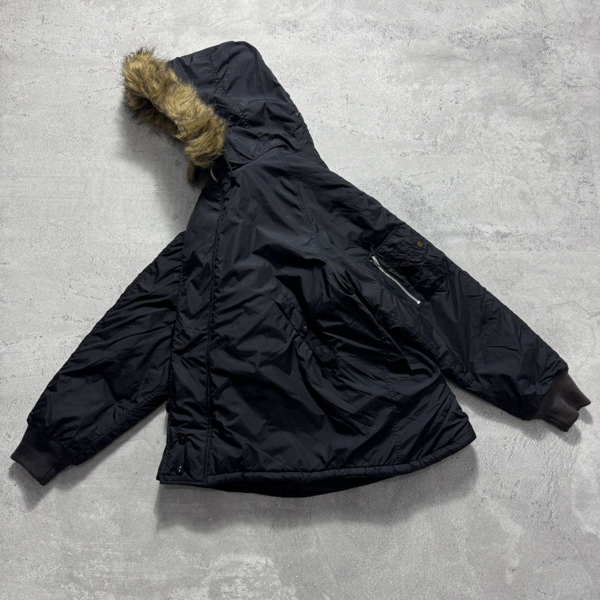 Alpha Industries Alpha Industries Fur Flying Jacket Type N-2B Size US L / EU 52-54 / 3 - 1 Thumbnail