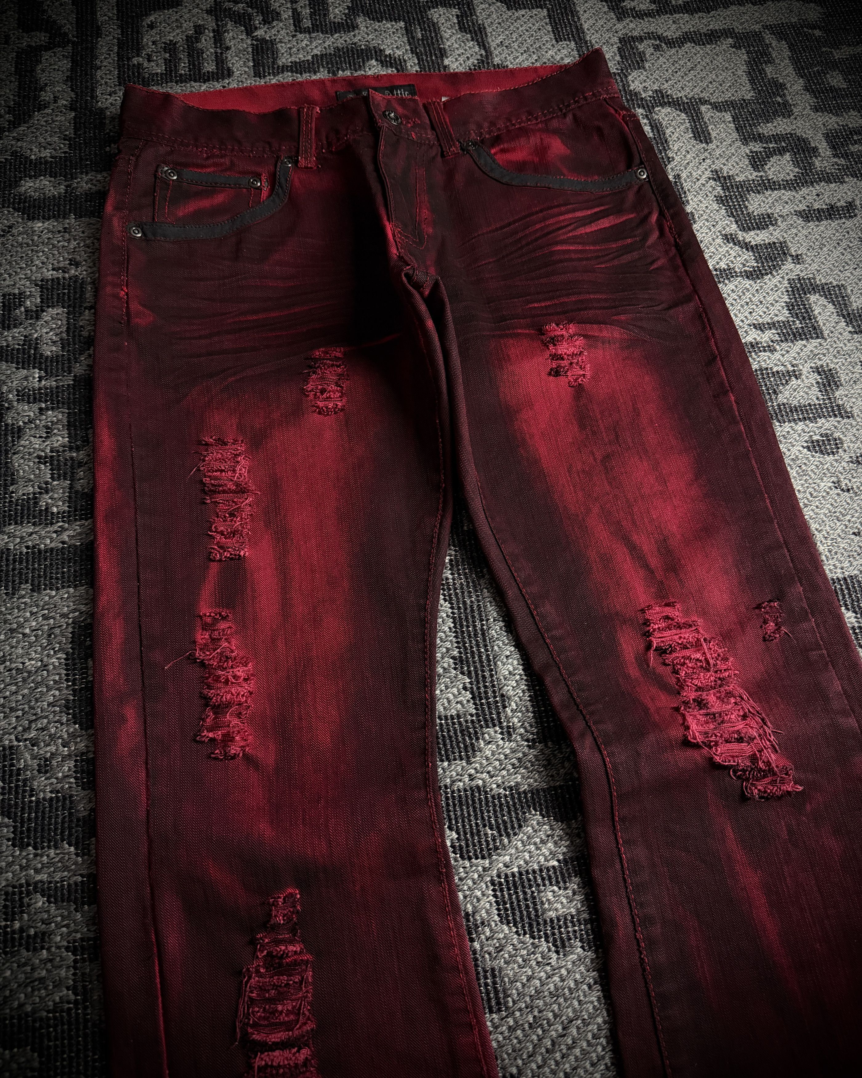 In The Attic In The Attic Faded Red Distressed Bootcut Denim Size US 31 - 2 Thumbnail