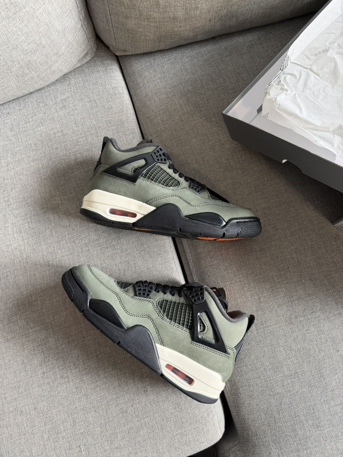 Jordan Brand Jordan retro 4 Undefeated Size US 6.5 / EU 39-40 - 1 Thumbnail