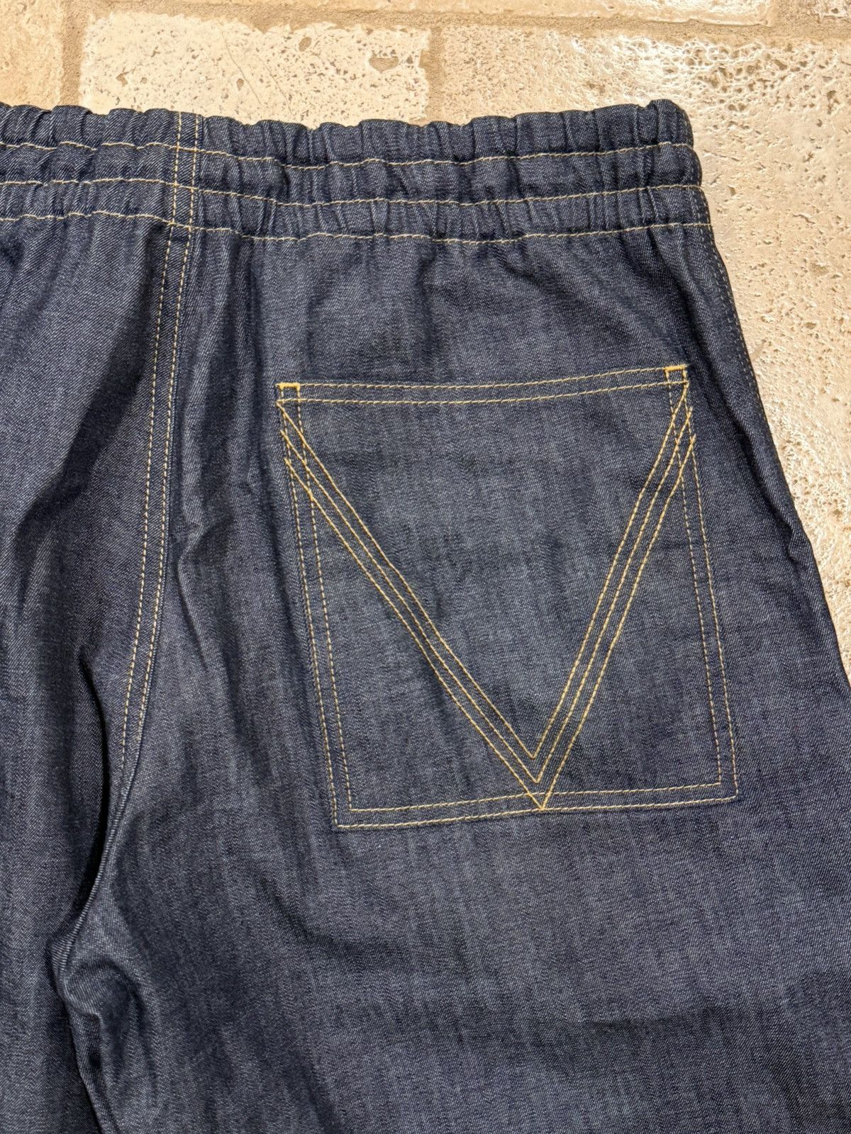 Bottega Veneta Bottega Veneta Elastic Waist V-Stitch Indigo Denim Trousers Size US 34 / EU 50 - 9 Thumbnail