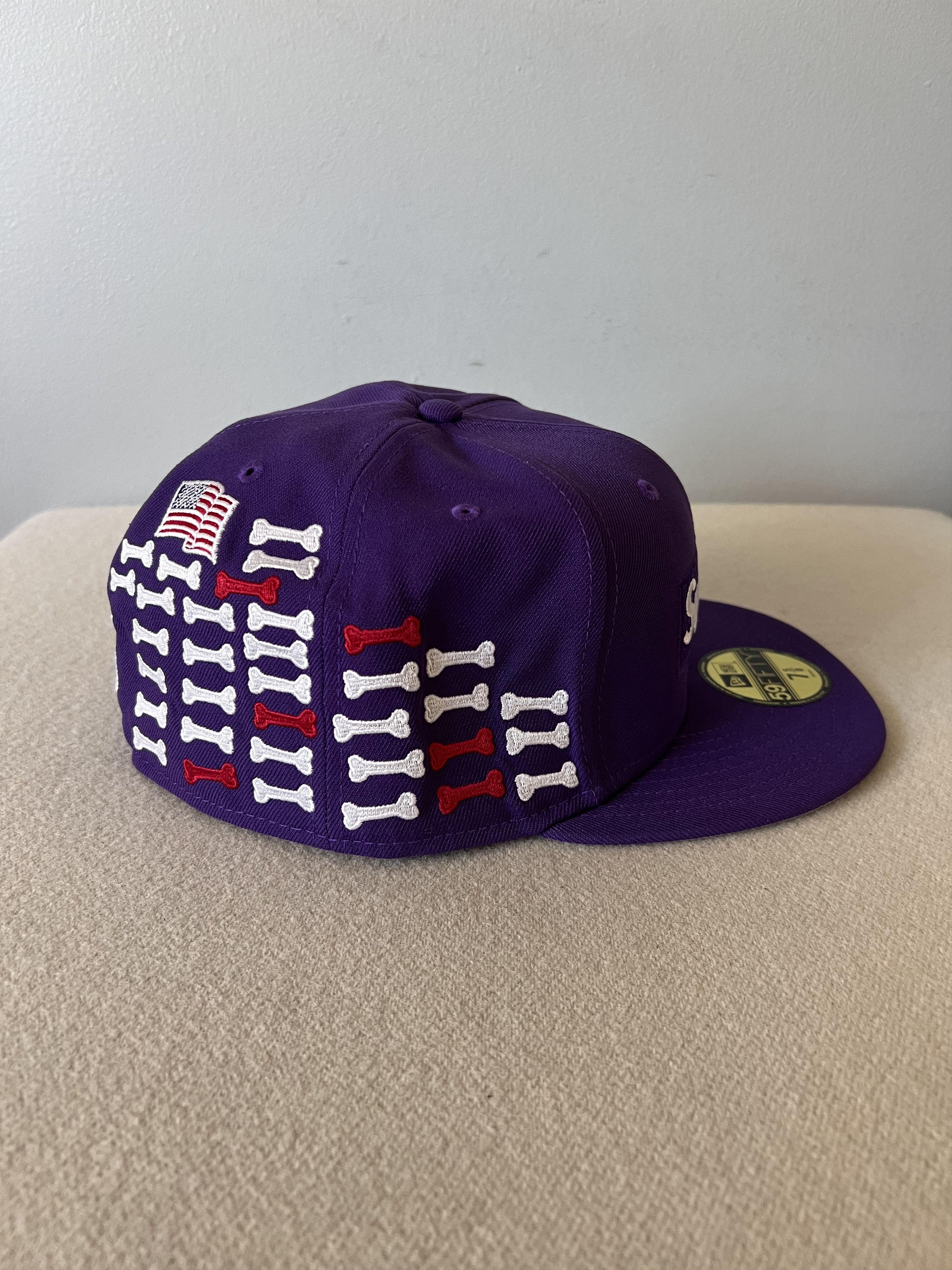 New Era × Supreme 7 5/8 Supreme New Era Bones Box Logo 59FIFTY Fitted Hat Size ONE SIZE - 4 Thumbnail