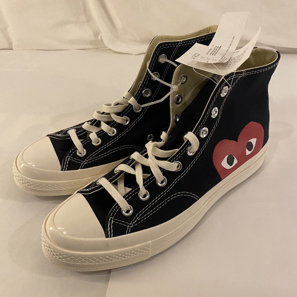 Comme des Garcons PLAY × Converse CDG converse AKA heart shoe bad? Size US 9 / EU 42 - 2 Thumbnail