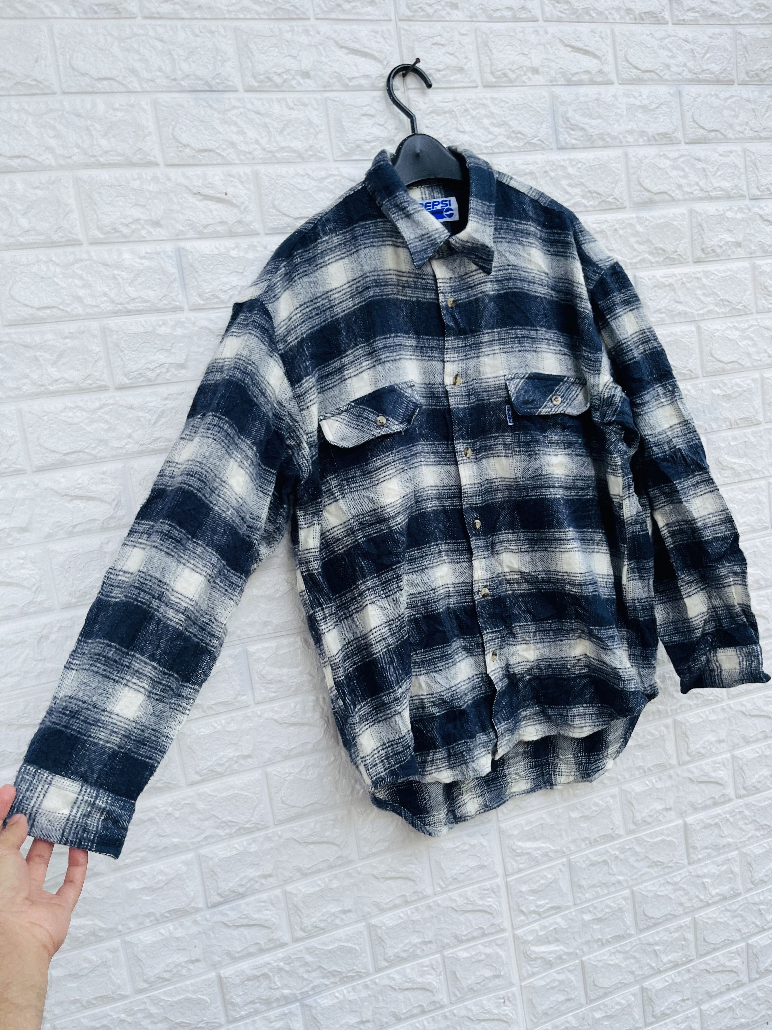 Japanese Brand × Pepsi × Vintage Vintage Pepsi Hip Hop Streetwear Fashion Style Flanel Size US XL / EU 56 / 4 - 4 Thumbnail