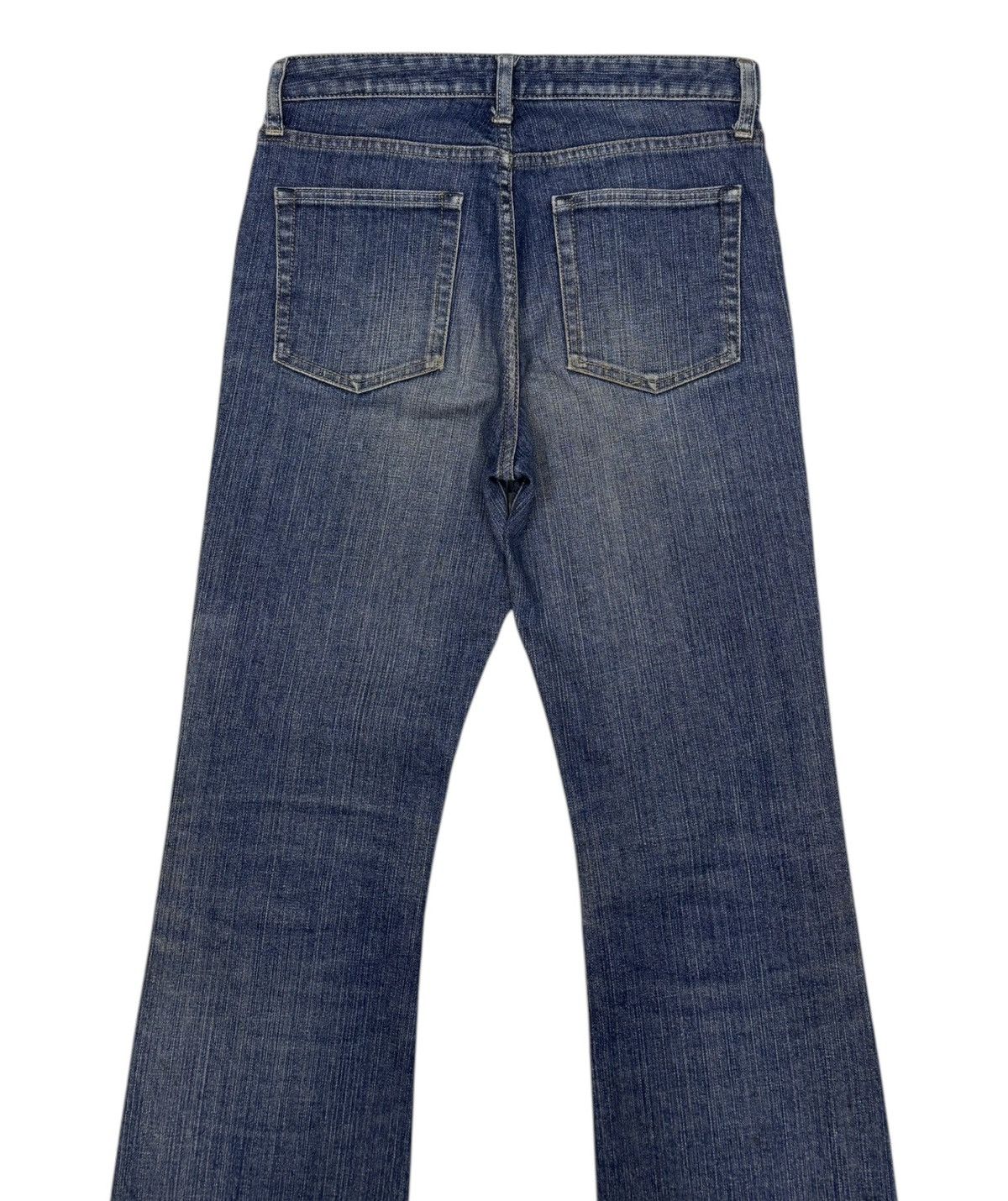 Undercover × Uniqlo Flare Jeans DistressDenim Uniqlo Jeans Bootcut Jeans Size US 28 / EU 44 - 6 Thumbnail