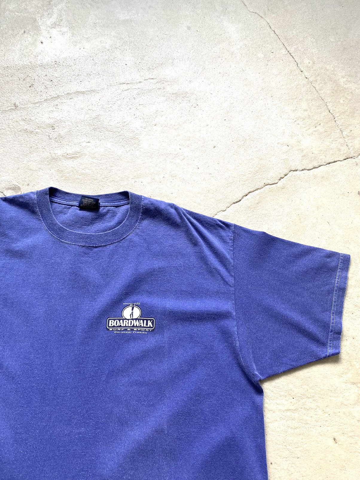 Vintage Vintage 2000’s Boardwalk Surf Style T Shirt Size US XL / EU 56 / 4 - 3 Thumbnail