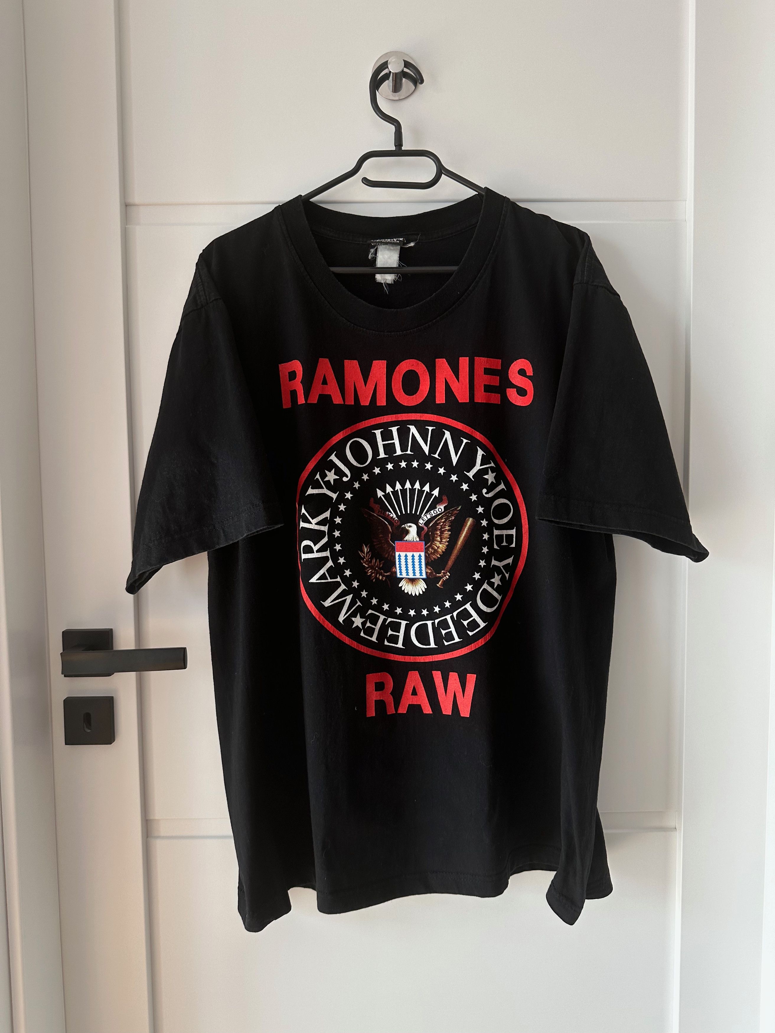 Band Tees 00's RAMONES Raw REO Rock T Shirt band tee Heavy cotton Size US XL / EU 56 / 4 - 2 Thumbnail