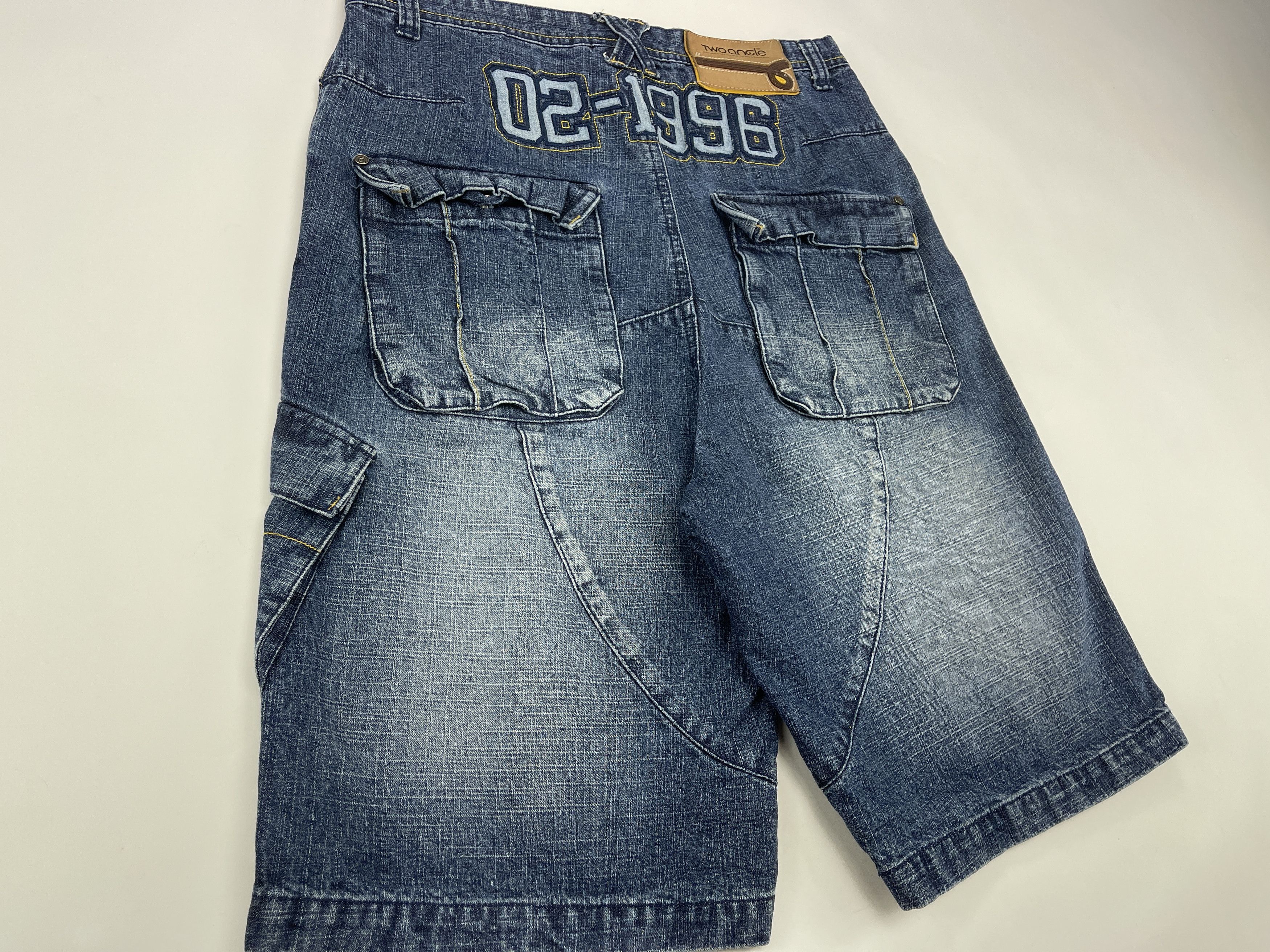 Other Two Angels jeans shorts, vintage baggy denim, 90s skater 34 Size US 34 / EU 50 - 3 Thumbnail