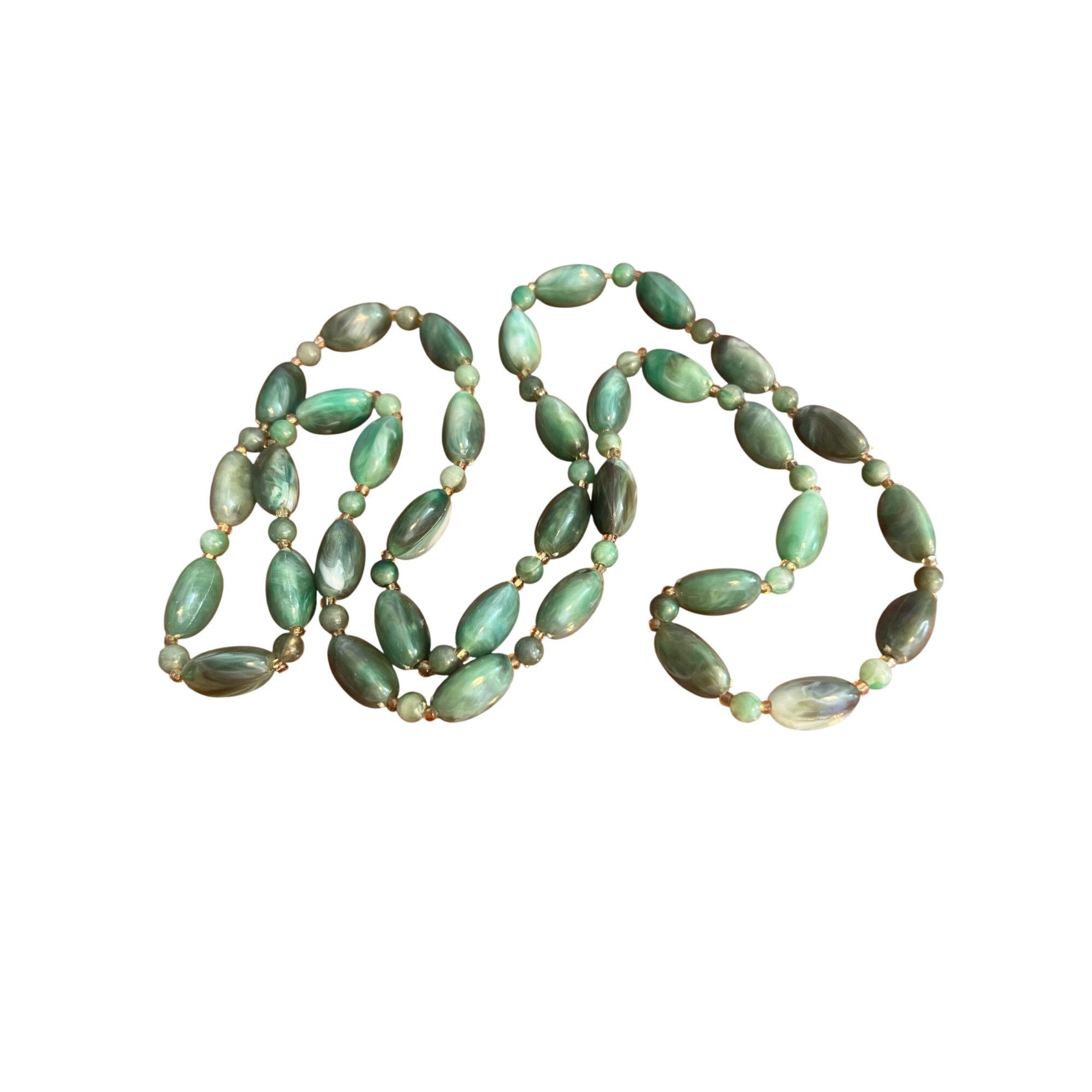 Other Vintage Green Marbled Acrylic Bead Necklace Oval Round Beads Size ONE SIZE - 3 Thumbnail