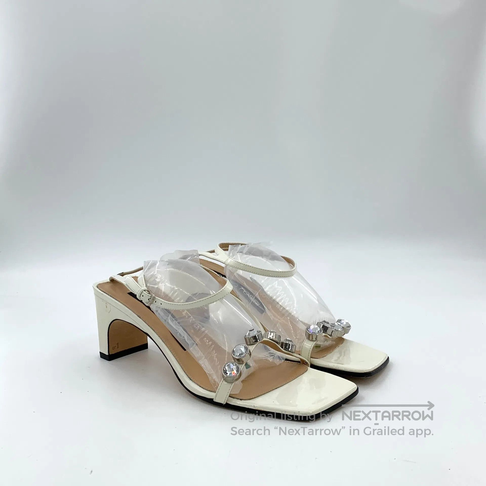 Sergio Rossi Sergio Rossi White Square Toe Studded One-Strap Block Heel Size US 8.5 / IT 38.5 - 2 Thumbnail