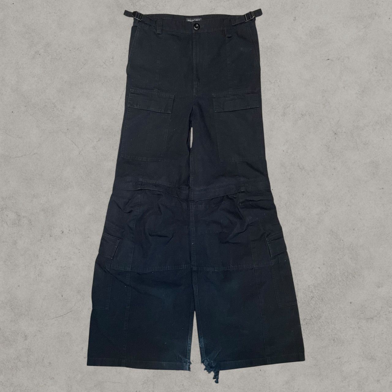 Balenciaga AW23 Balenciaga Convertible Cargo Flare Black Pants Sz XS Size US 30 / EU 46 - 1 Thumbnail