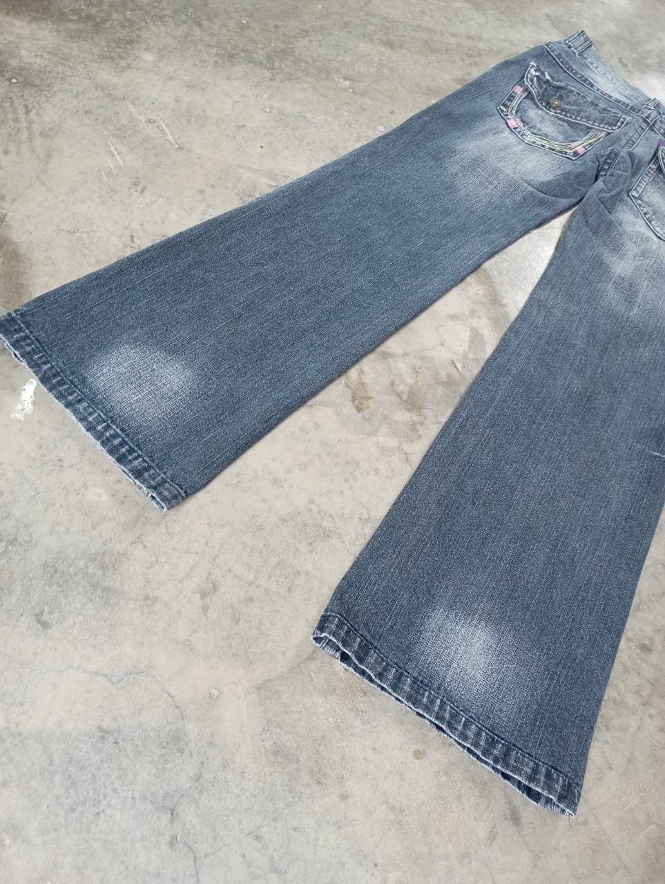 Tornado Mart Super Flare Jeans Black Stone Wash B.C.B.G Bootcut Jeans Size US 28 / EU 44 - 6 Thumbnail