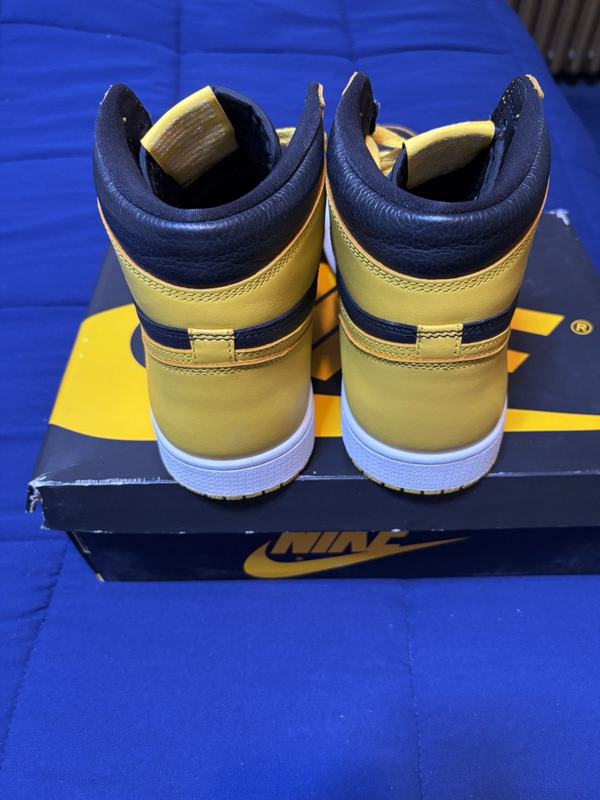 Jordan Brand Jordan 1 Retro High OG Pollen 2021 Size 12 Size US 12 / EU 45 - 5 Thumbnail