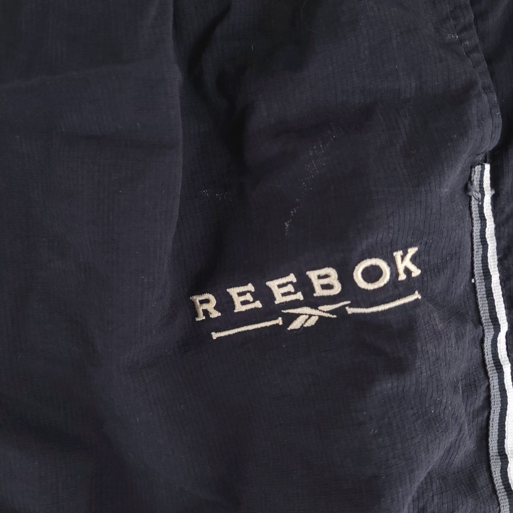 Reebok VINTAGE Reebok Pants Mens Medium Black Nylon Track Windbreaker Zip legs Straight Pants Track Mens Black 90s? Size US 31 - 4 Thumbnail