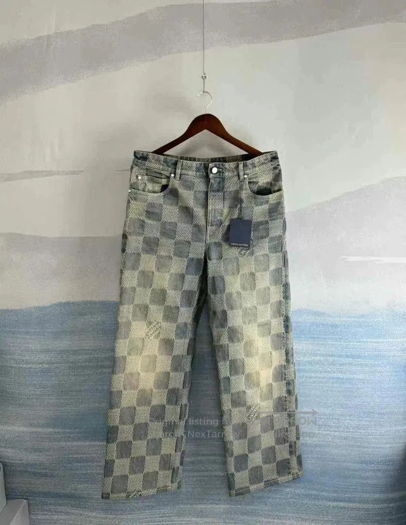 Louis Vuitton Louis Vuitton 24 new Philippine don do old chess. Size US 30 / EU 46 - 6 Thumbnail