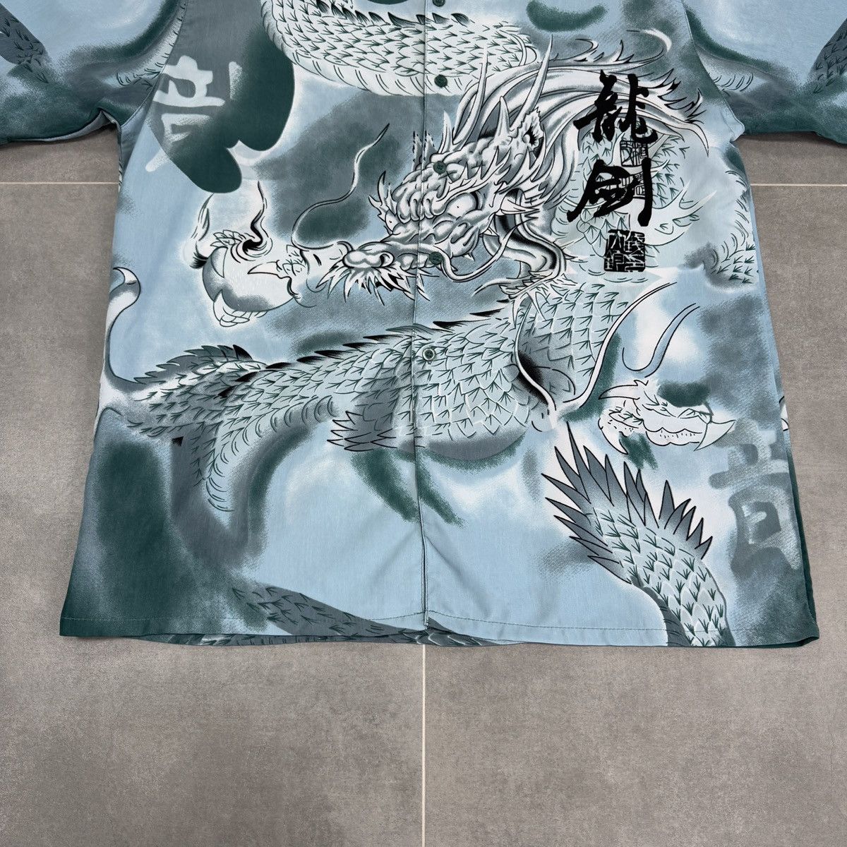 Japanese Brand × Vintage Dragon Japanese Style Aloha Hawaiian Button Shirt Size XL Size US XL / EU 56 / 4 - 4 Thumbnail