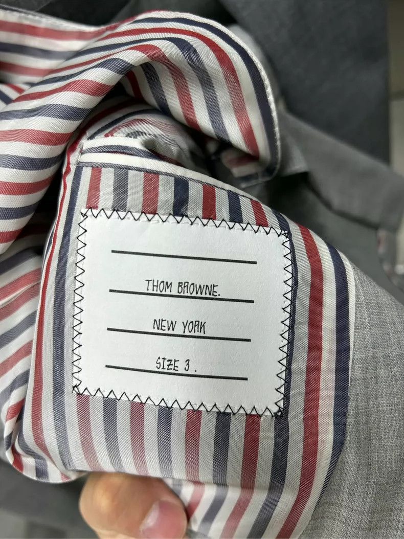 Thom Browne Thom Browne size3 Patchwork grey suit Size 36R - 3 Thumbnail
