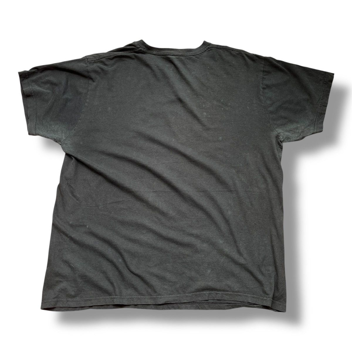 Band Tees VINTAGE Y2K A DAY TO REMEMBER ROCK BAND TSHIRT Size US XL / EU 56 / 4 - 4 Thumbnail