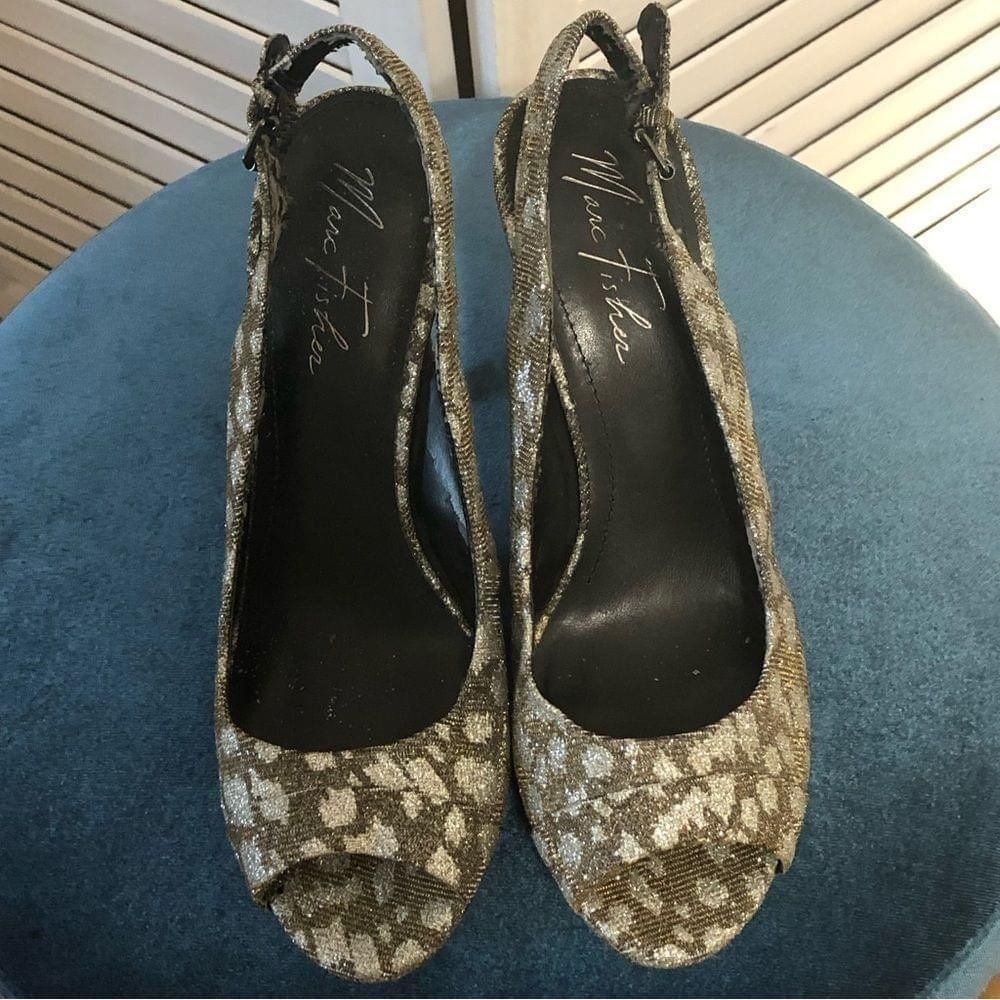 Marc Fisher Marc Fisher golden silver metallic shine platform heel 8.5 Size US 8.5 / IT 38.5 - 5 Thumbnail