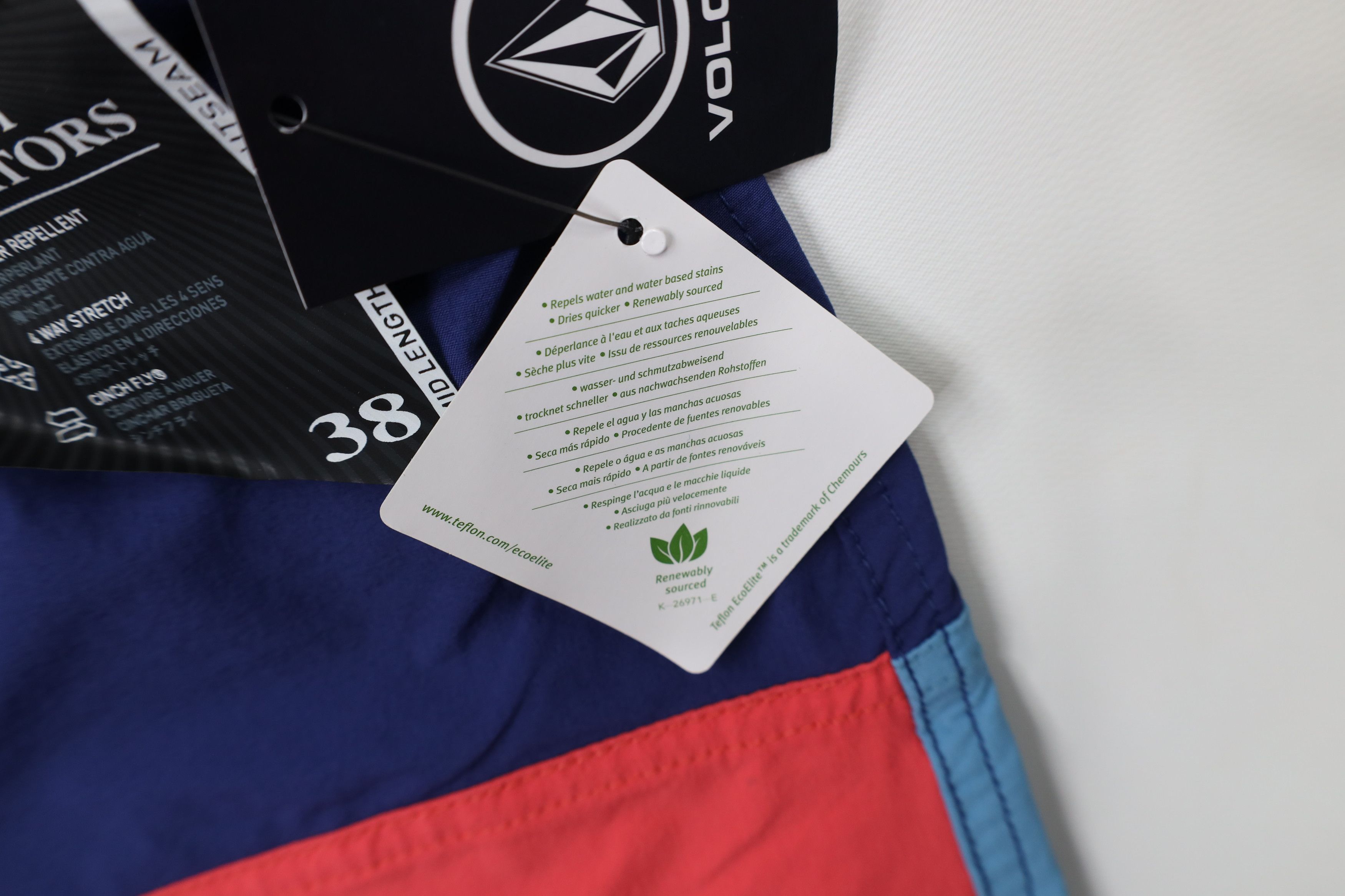 Volcom New Volcom Surfing Block Striped Liberators Board Shorts Size US 38 / EU 54 - 8 Thumbnail