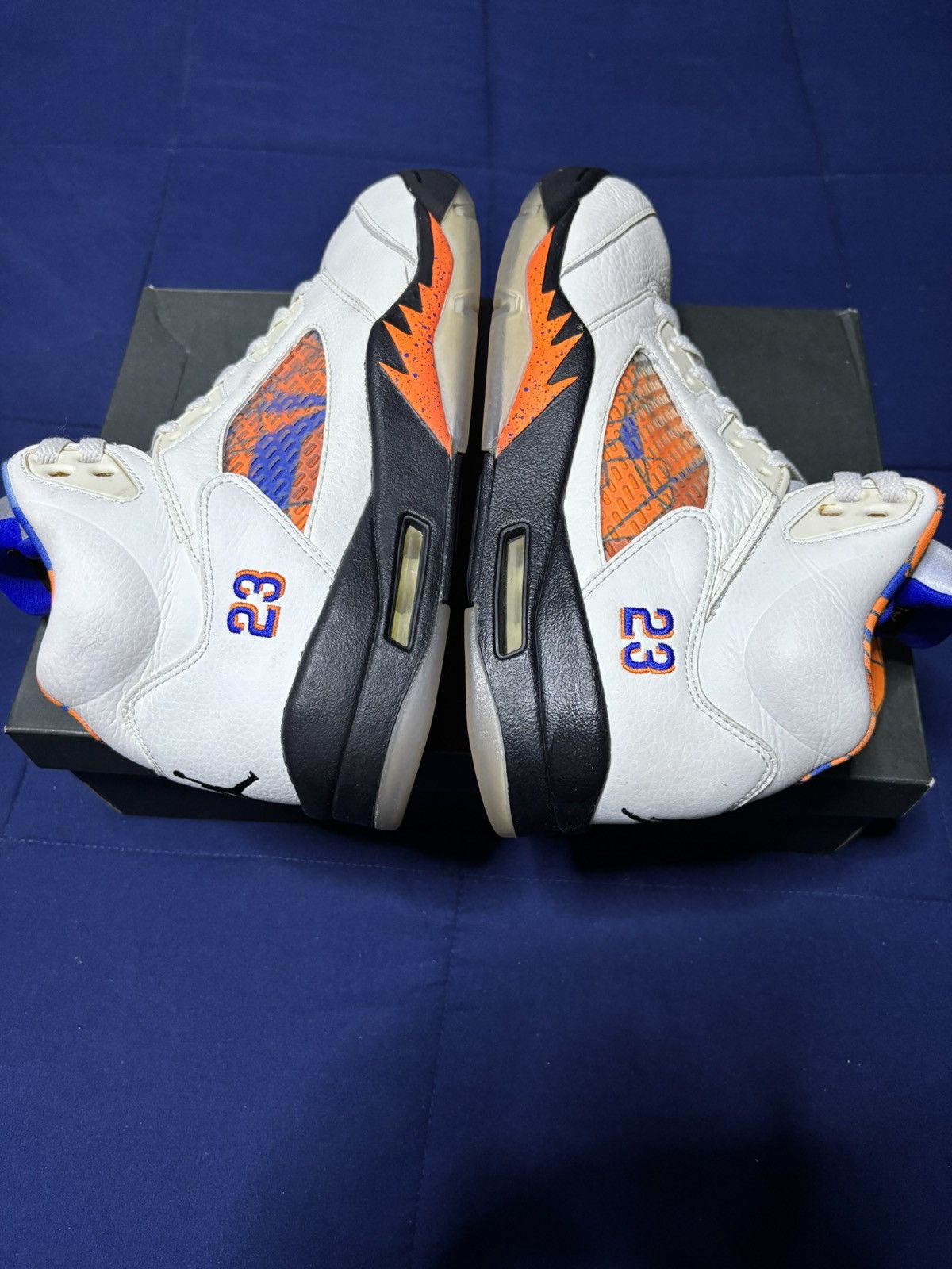 Jordan Brand Jordan 5 Retro International Flight Size 9.5 Size US 9.5 / EU 42-43 - 2 Thumbnail