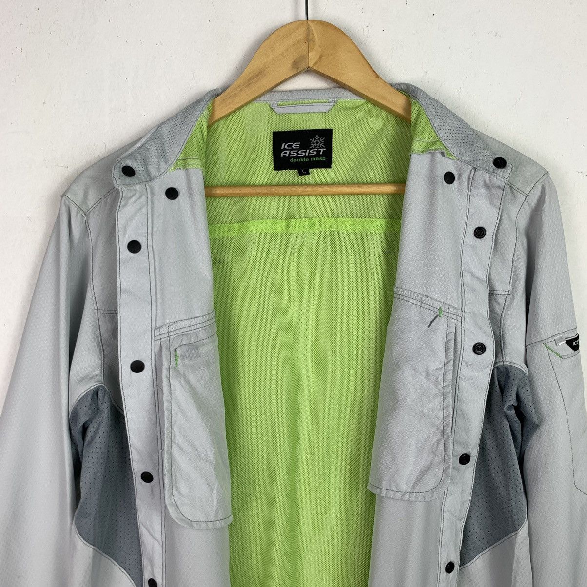 Japanese Brand Vintage Ice Assist Windbreaker Jacket Size US L / EU 52-54 / 3 - 10 Thumbnail