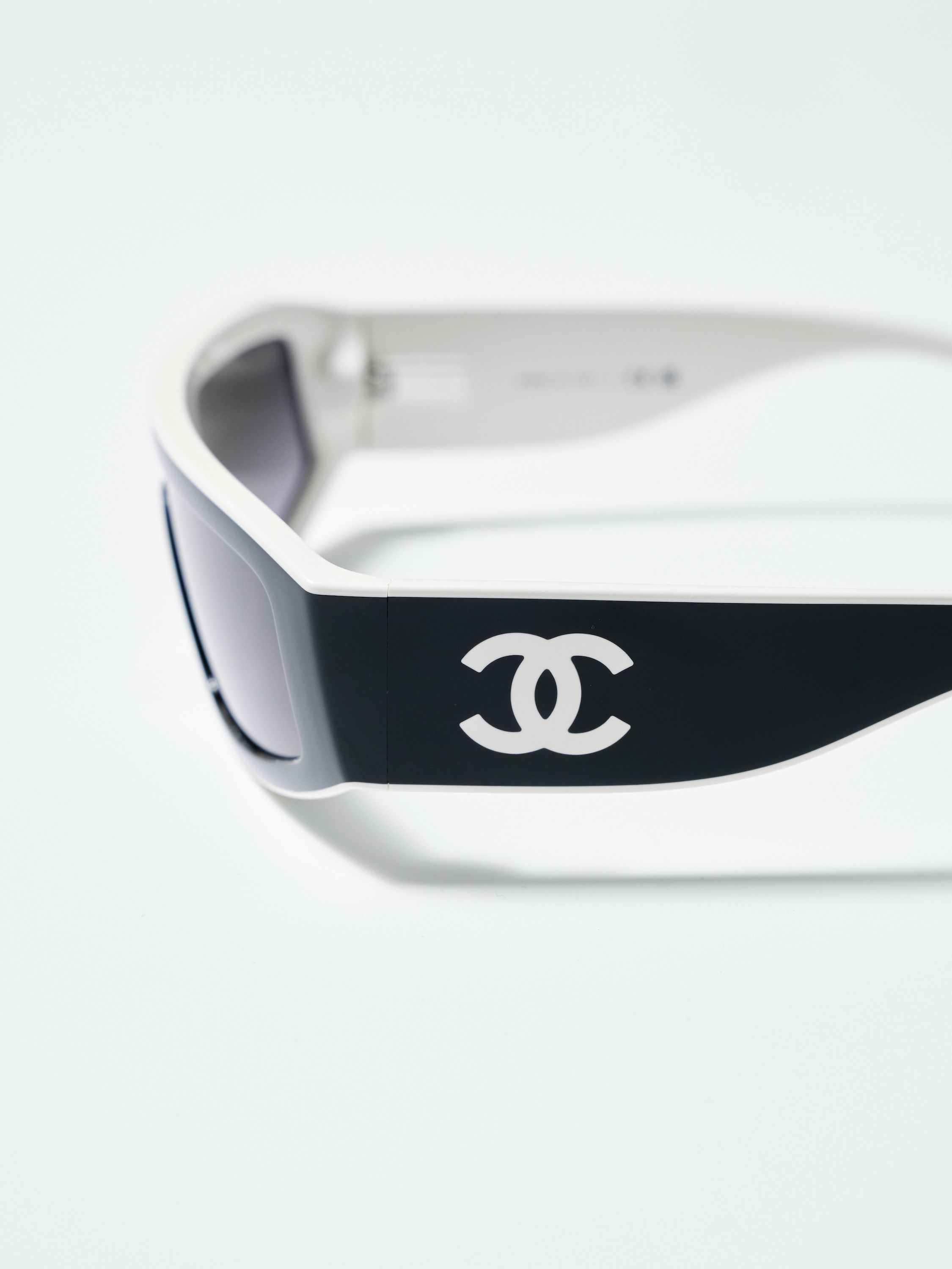 Chanel CHANEL 0CH6057 1656S6 Size ONE SIZE - 3 Thumbnail