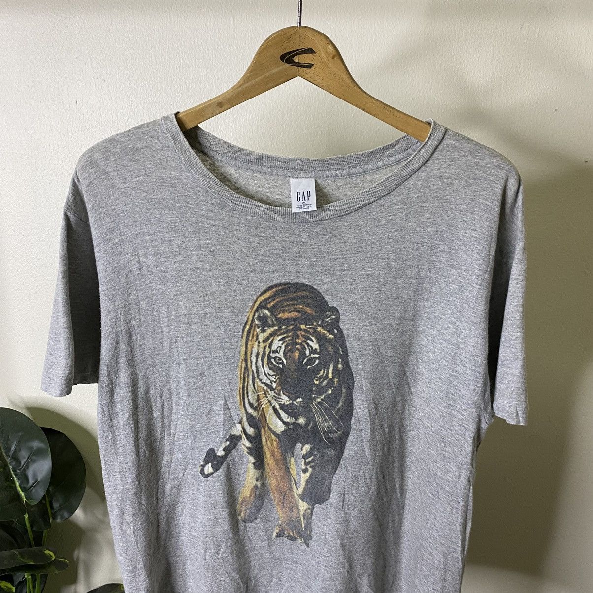 Gap Y2K Gap Tiger Graphic T Shirt Kanye West Style Size US S / EU 44-46 / 1 - 2 Thumbnail