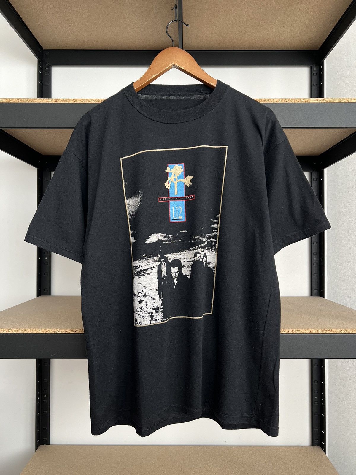Band Tees Vintage 1987 U2 The Joshua Tree Black T-shirt Size US XL / EU 56 / 4 - 2 Thumbnail