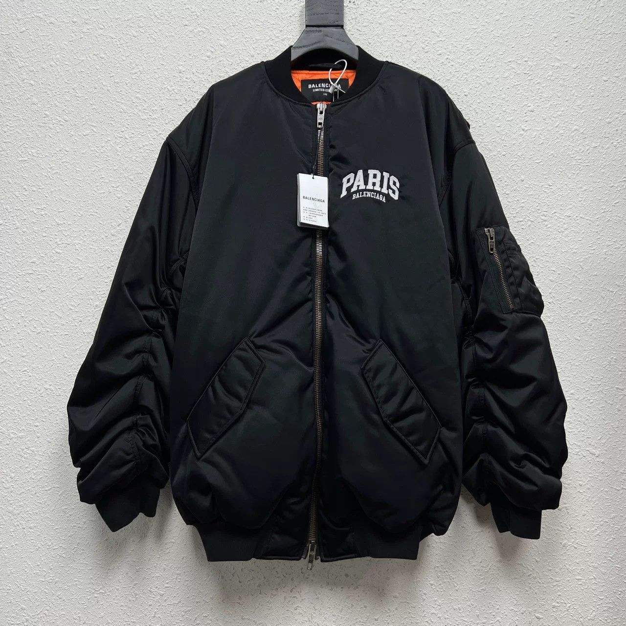 Balenciaga paris city limited edition bomber jacket Size US M / EU 48-50 / 2 - 1 Thumbnail
