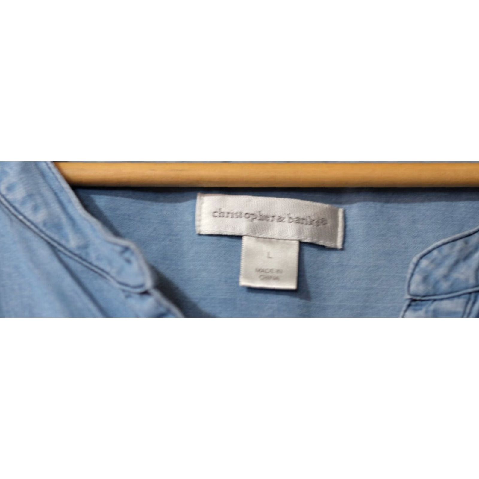 Vintage Christopher & Banks Chambray Top Long Sleeve Blue Button-Up Women's L Size L / US 10 / IT 46 - 5 Thumbnail