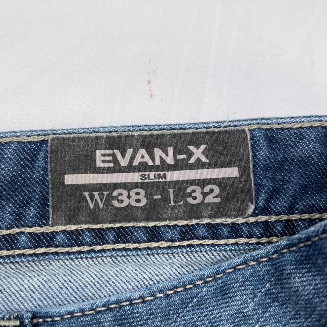 Buffalo David Bitton Buffalo David Bitton Men's Blue Jeans/Slim Fit 38x32 SKU 410 Size US 38 / EU 54 - 5 Thumbnail