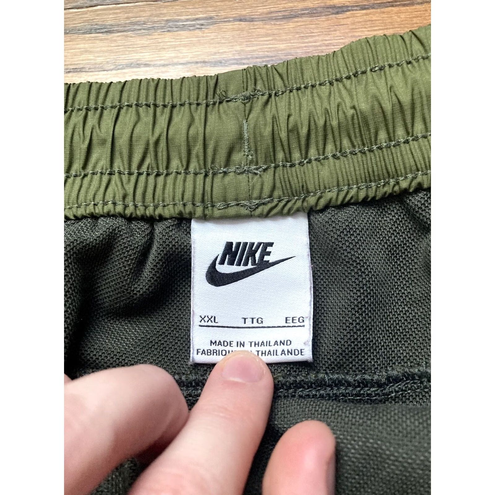 Nike Nike NSW Tech Jogger Pants Mens 2XL Winter Green DD7012 NSW Activewear Mens 2XL Army Green NSW Tech 90s Size US 39 - 4 Thumbnail