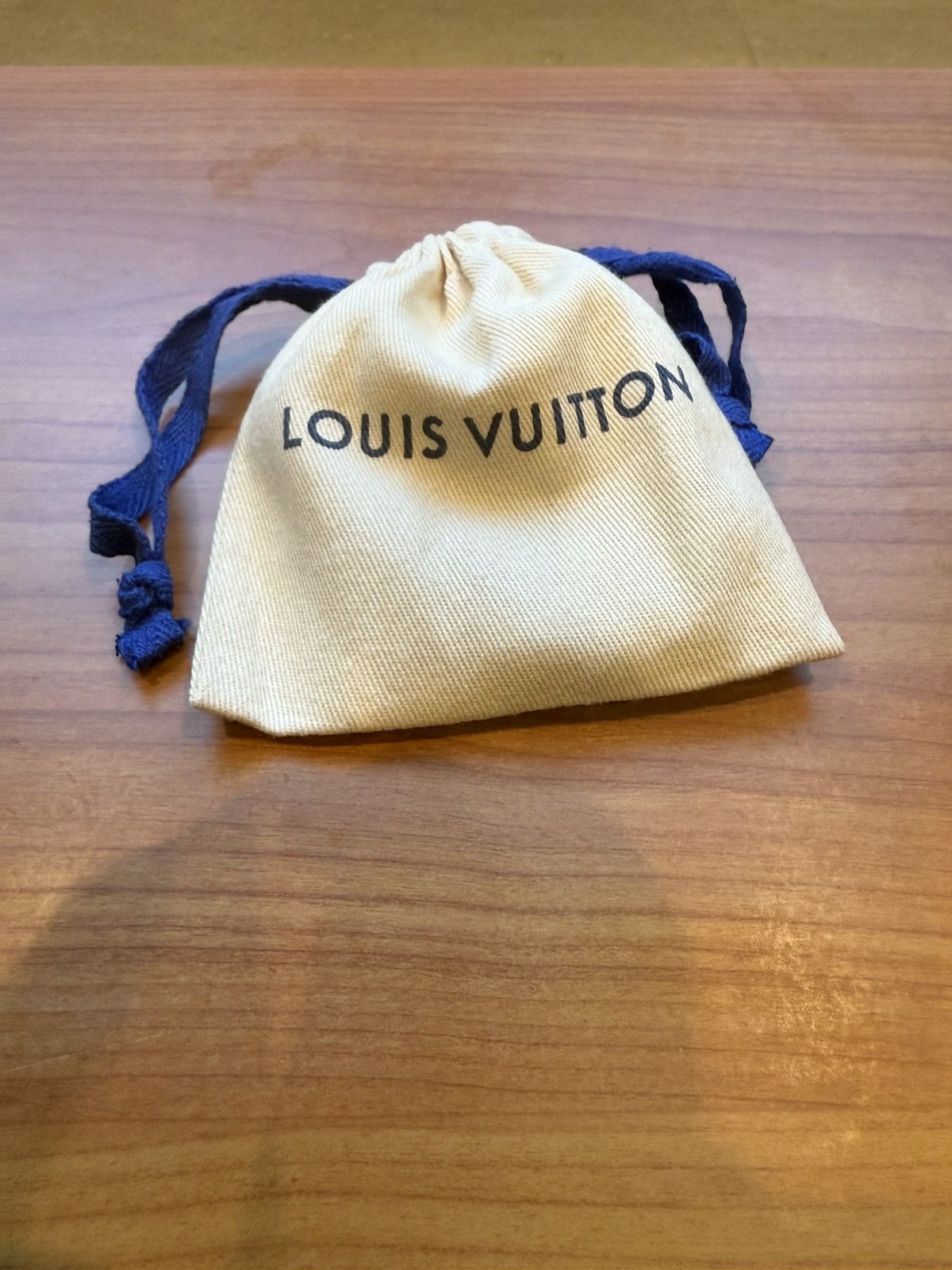 Louis Vuitton Louis Vuitton Silver Eclipse Locket Necklace Size ONE SIZE - 2 Thumbnail