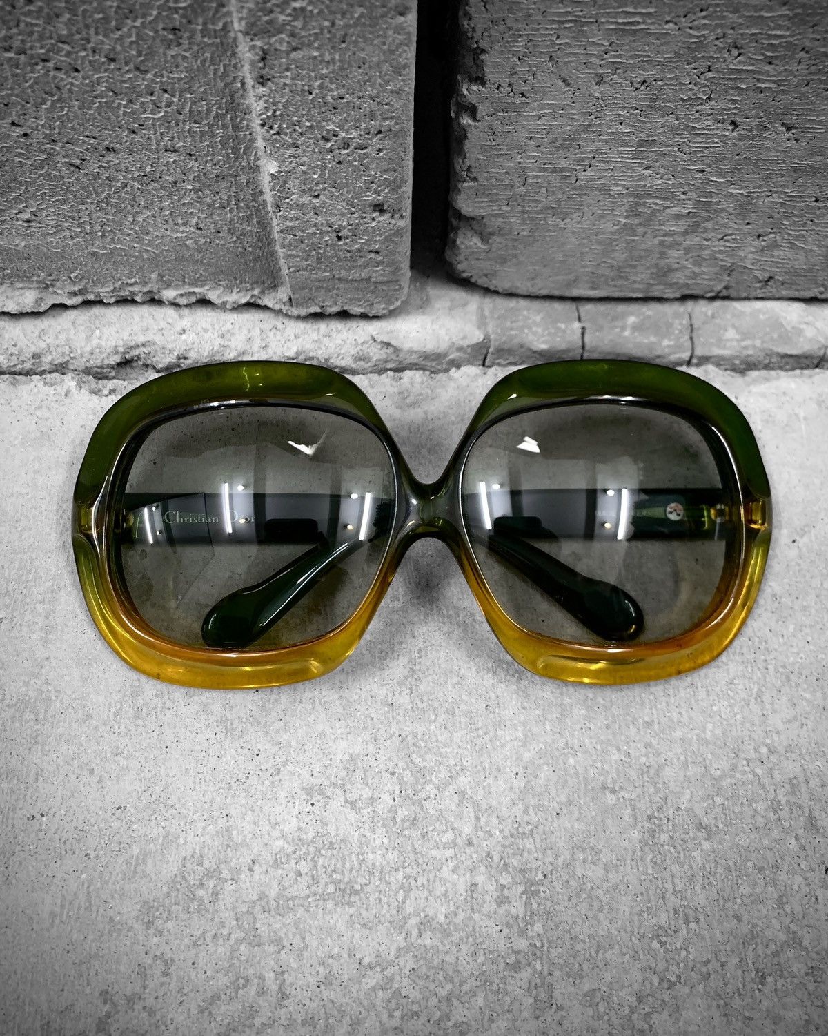 Christian Dior Monsieur CHRISTIAN DIOR – TRUE VINTAGE 70s/80s OVERSIZED SUNGLASSES Size ONE SIZE - 1 Thumbnail
