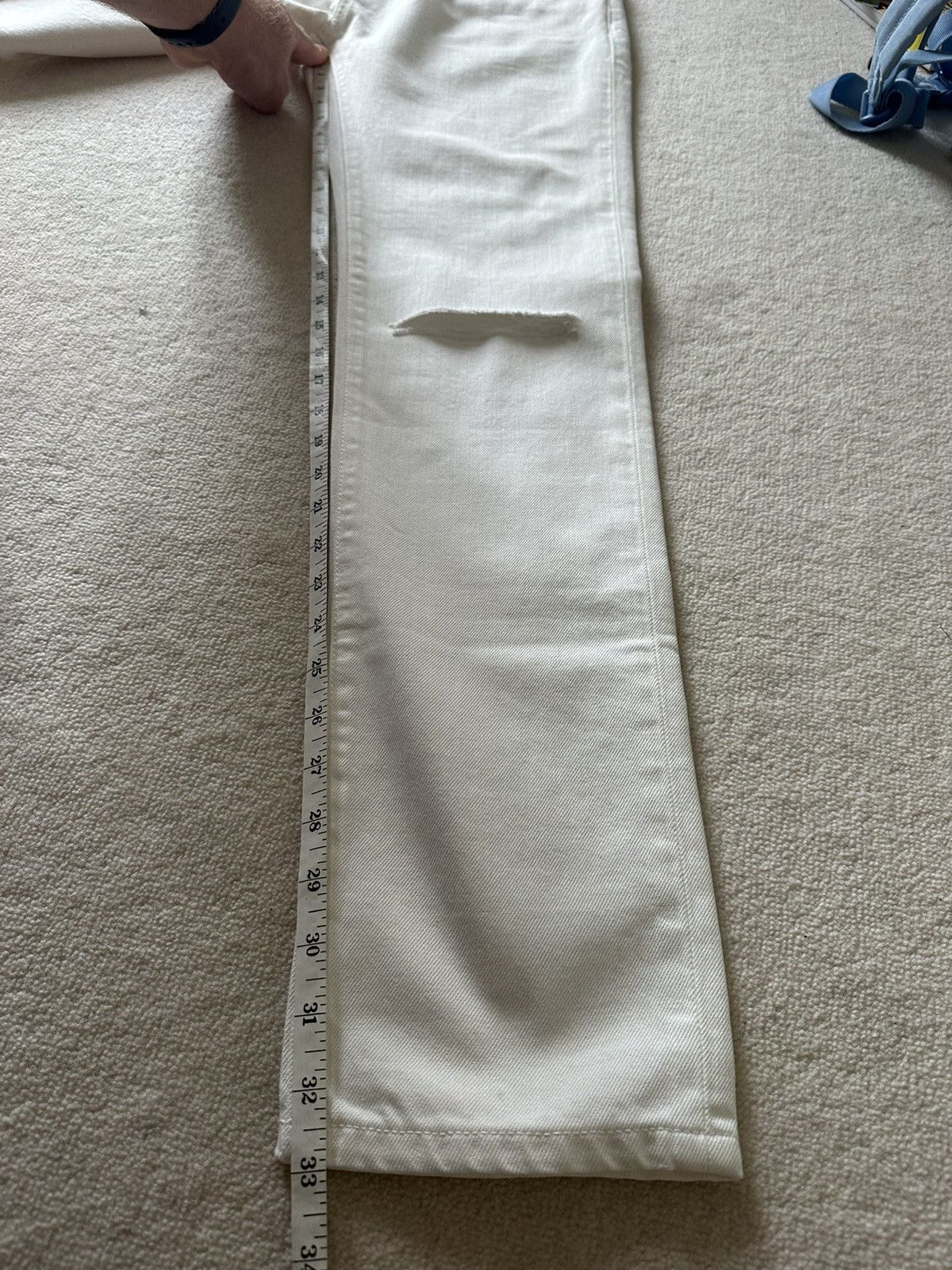 Saint Laurent Paris FW16 Saint Laurent knee slit ripped white jeans Hedi slimane Size US 32 / EU 48 - 8 Thumbnail