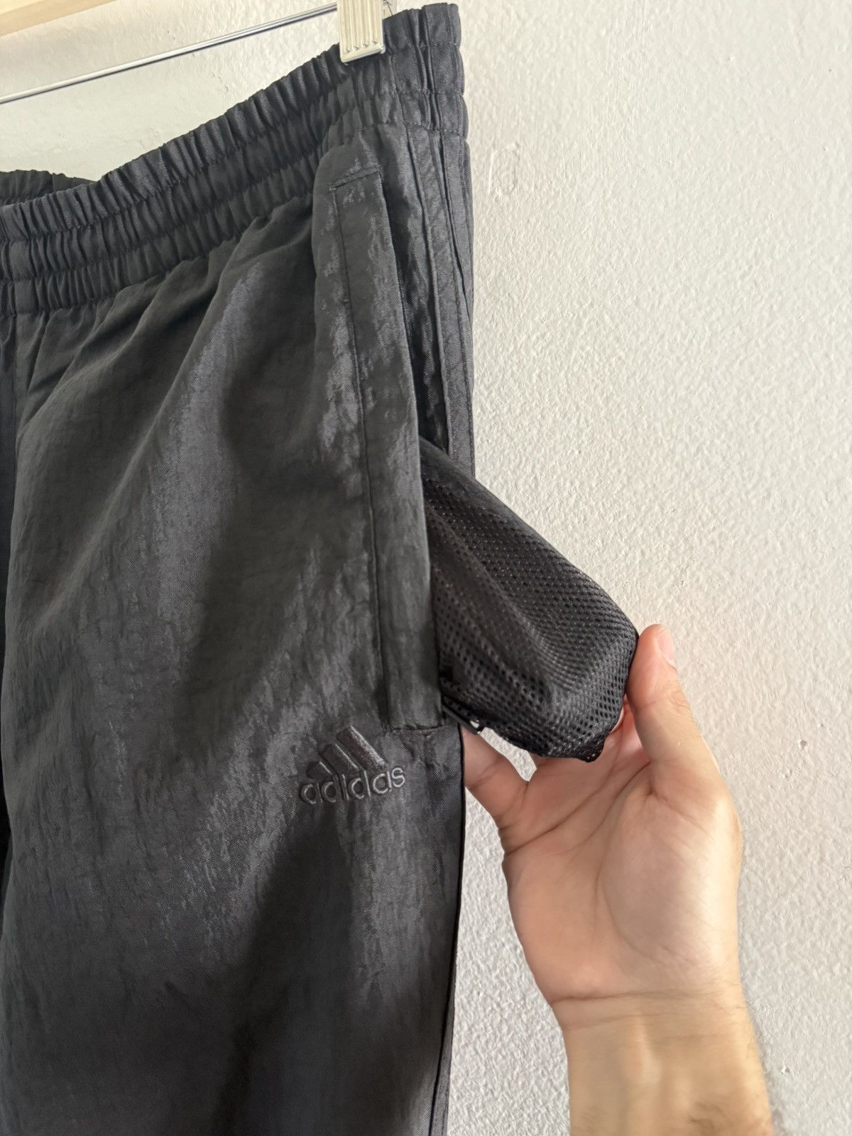 Adidas × Kanye West SAMPLE Yeezy Season 5 Adidas Calabasas Logo Mesh Track Pants Size US 32 / EU 48 - 12 Thumbnail