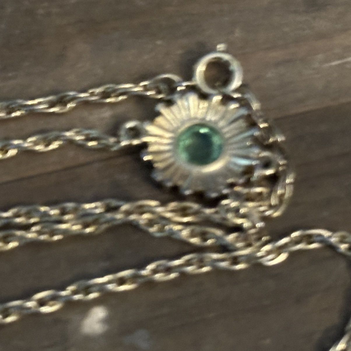 Vintage Vintage long gold tone stationed rhinestone flower necklace Size ONE SIZE - 4 Thumbnail
