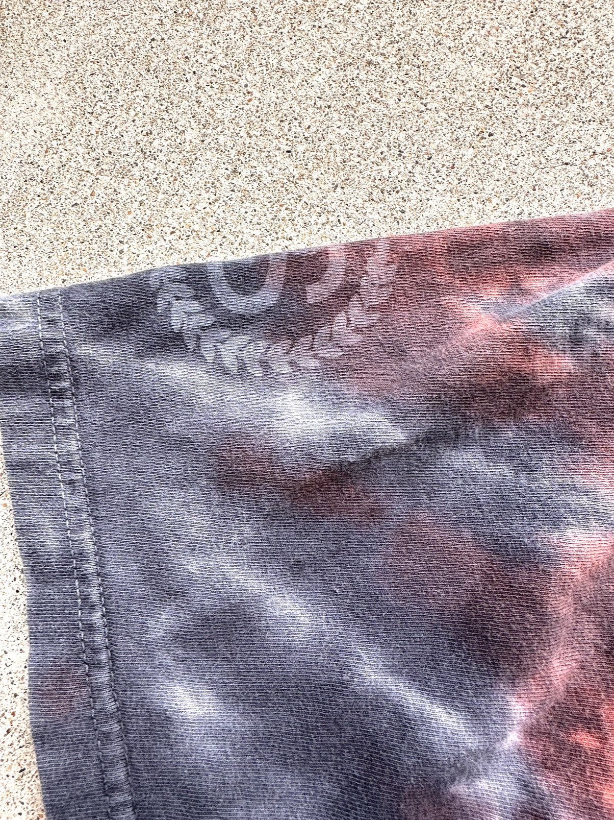 Stussy × Vintage Stussy Tee Men Size Small Tye Dye 80 Spell Out Size US S / EU 44-46 / 1 - 4 Thumbnail