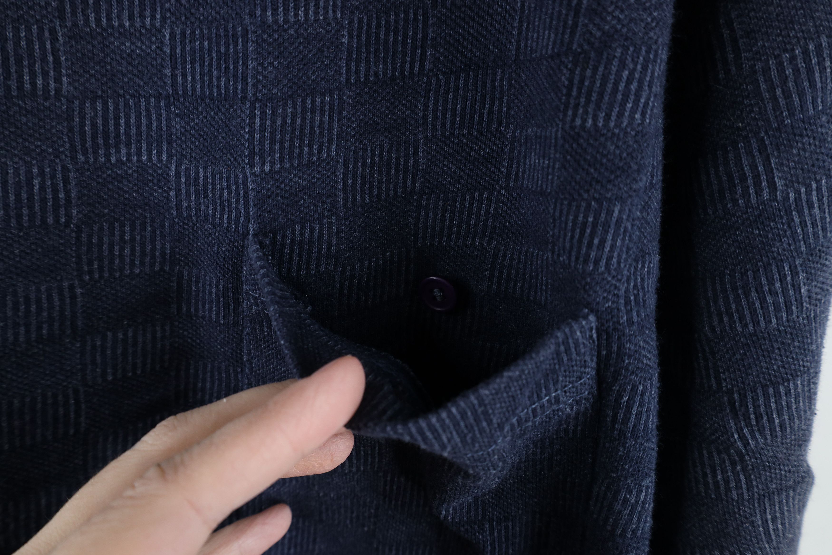 Vintage Vintage 90s Streetwear Checkered Knit Pocket T-Shirt Blue Size US L / EU 52-54 / 3 - 6 Thumbnail
