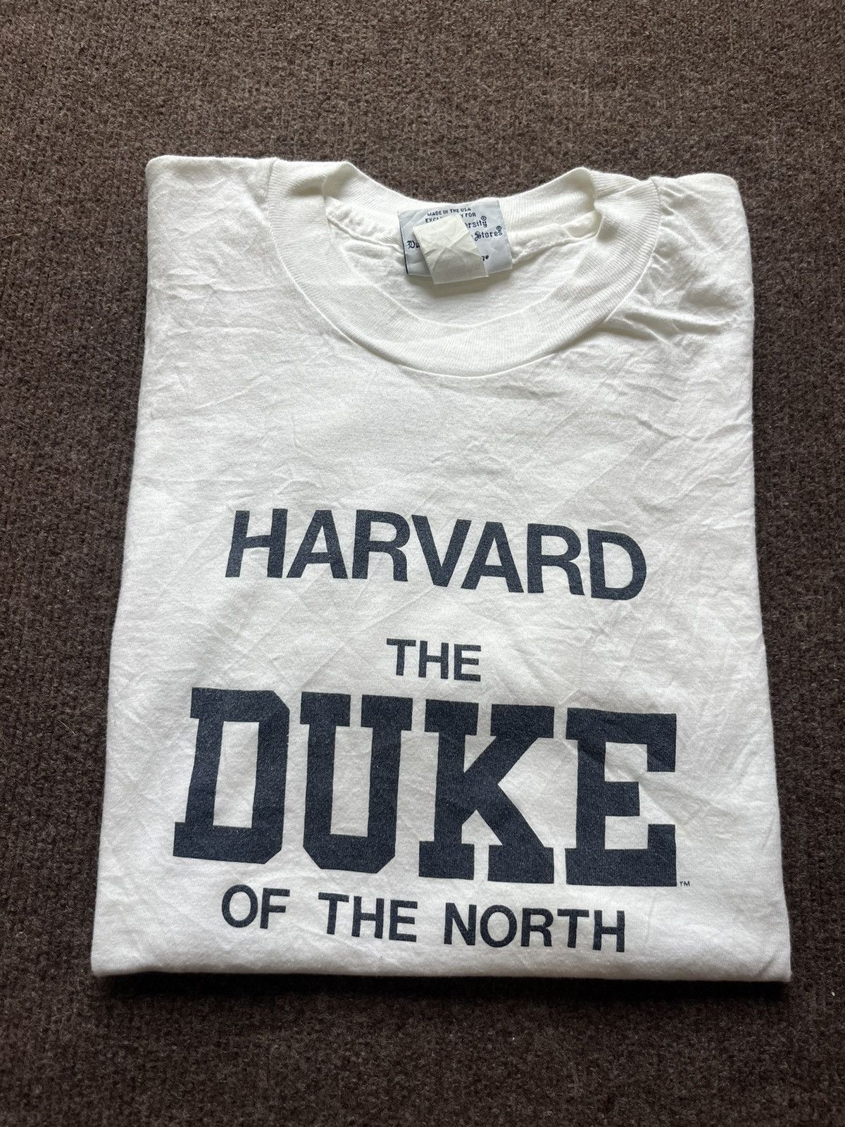 Vintage Vintage HARVARD The DUKE OF THE NORTH Univercity 90’s Tshirt Size US L / EU 52-54 / 3 - 1 Thumbnail
