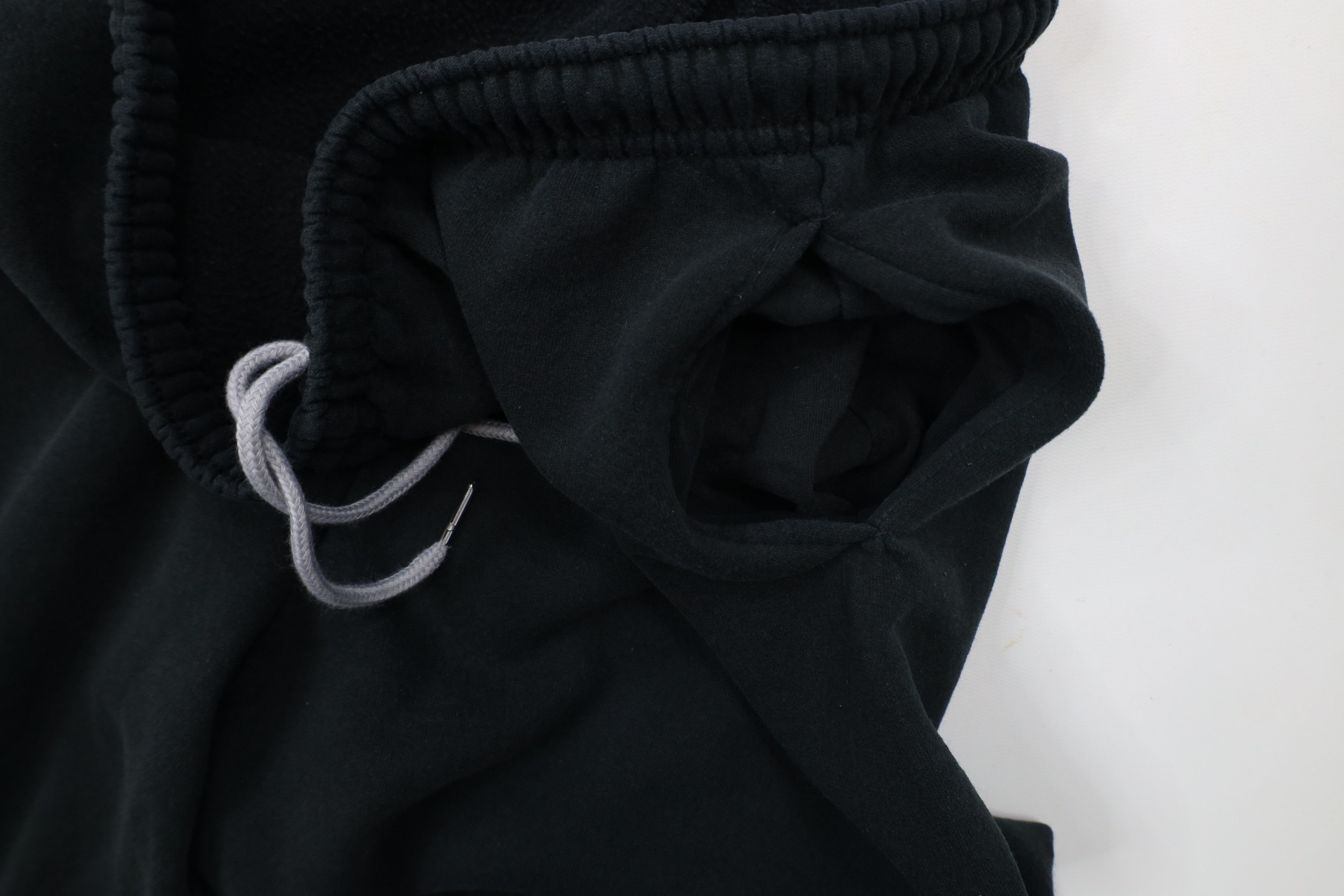 Vintage Vintage 90s Streetwear Blank Tapered Leg Sweatpants Black Size US 34 / EU 50 - 7 Thumbnail