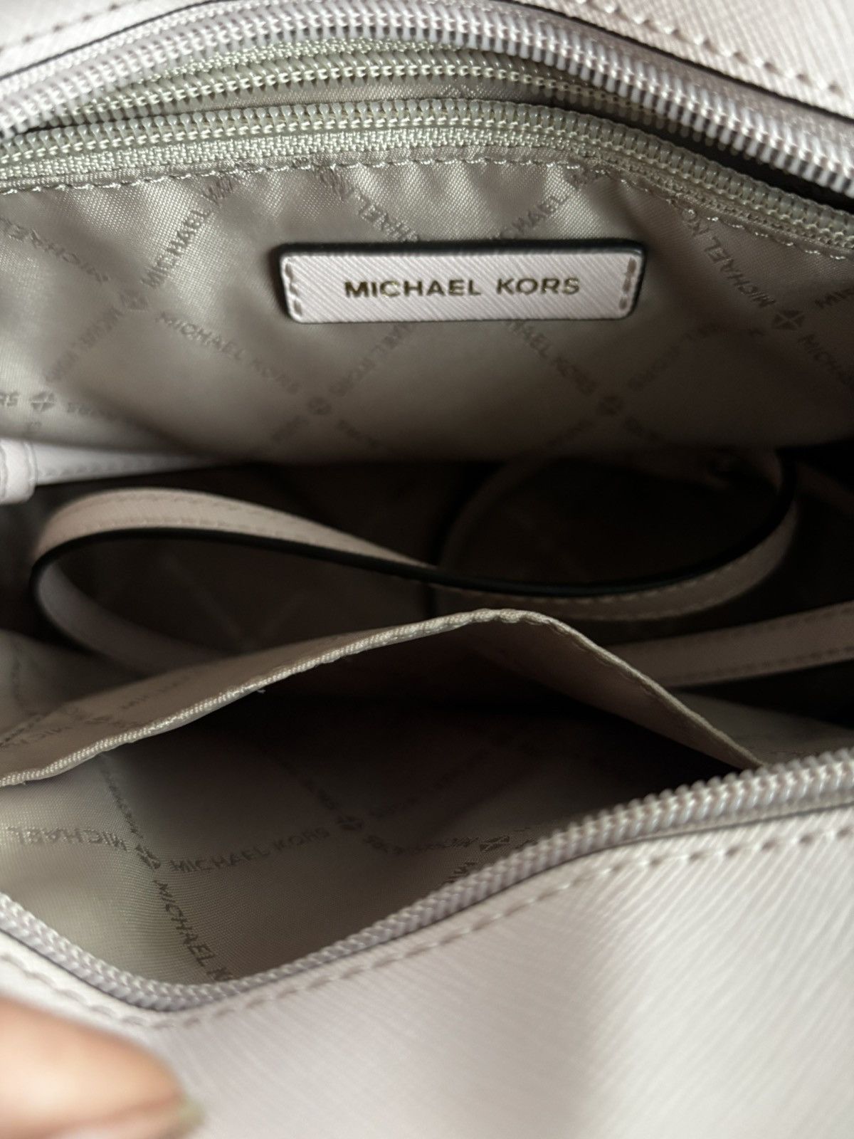 Michael Kors Michael Kors Jet Set Travel Extra-Small Logo Top-Zip Tote Size ONE SIZE - 4 Thumbnail
