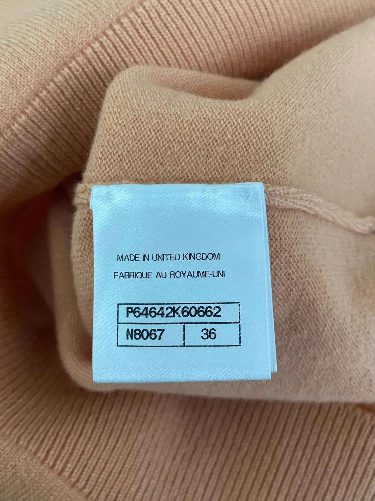Chanel Chanel Orange Cashmere Knit Short Sleeve 36 New With Tags Size XS / US 0-2 / IT 36-38 - 5 Thumbnail