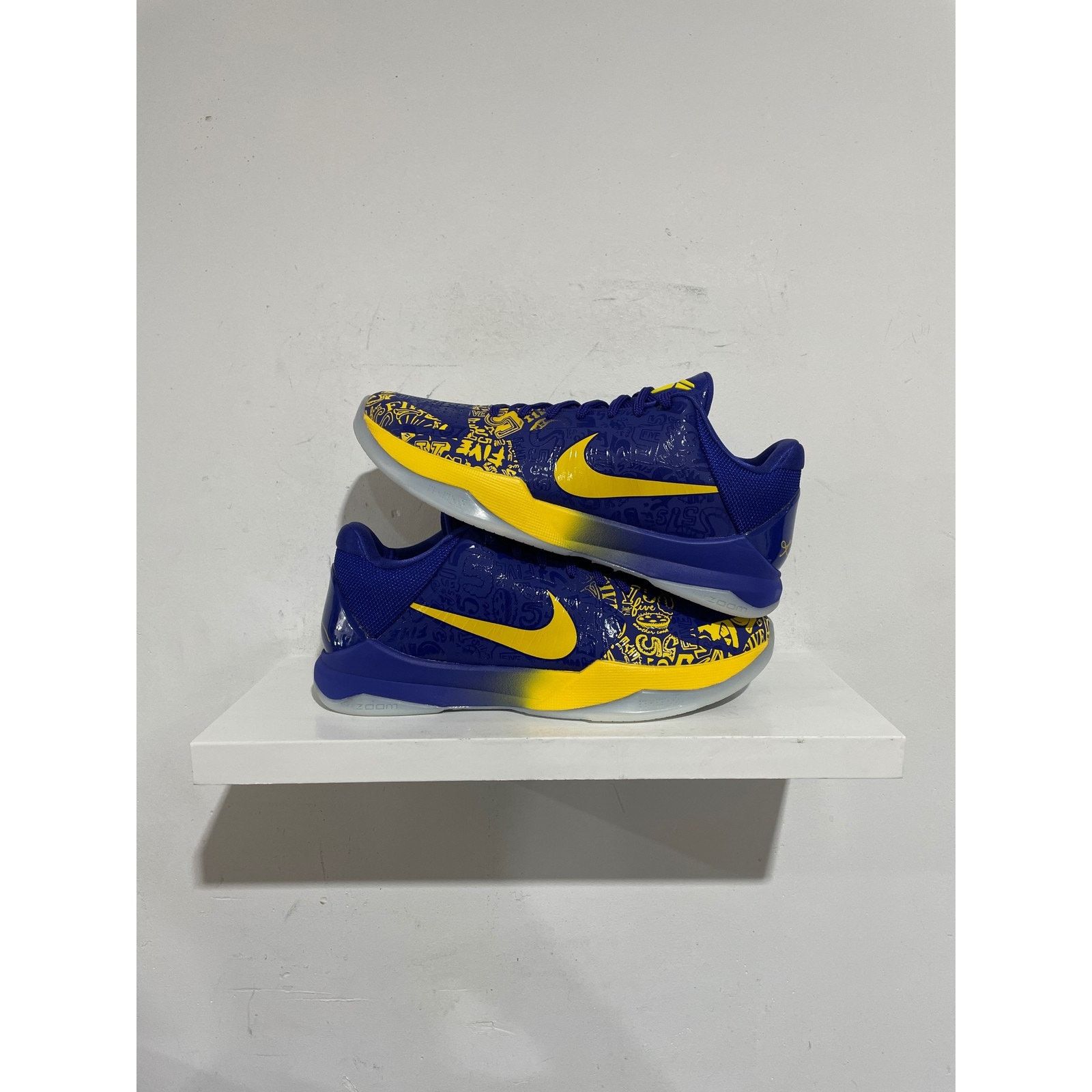 Nike NIKE KOBE 5 PROTRO 5 RINGS 2020 SIZE 9.5 NEW Size US 9.5 / EU 42-43 - 1 Thumbnail