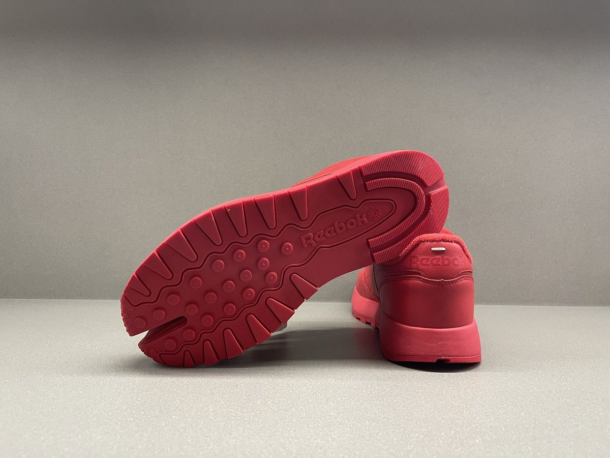 Maison Margiela × Reebok Reebok Classic Leather Tabi Maison Margiela Vector Red Size US 9 / EU 42 - 9 Thumbnail